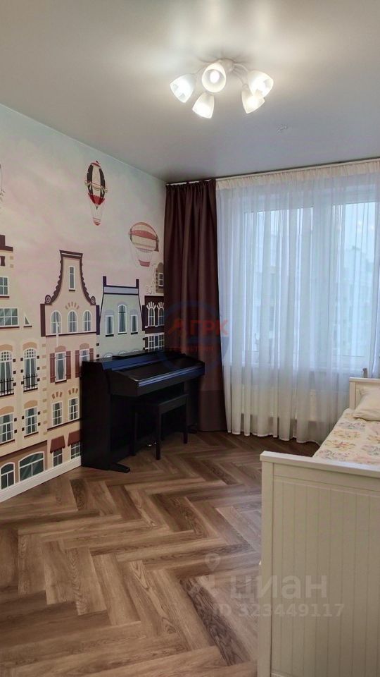 Продажа 3-комн квартиры на вторичном рынке бульвар Академика Ландау, 5к2