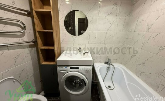 Продажа 1-комн квартиры на вторичном рынке Яхрома, ул Большевистская,  д. 4