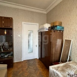 Продажа 3-комн квартиры на вторичном рынке Каменноостровский пр-кт,  д. 34