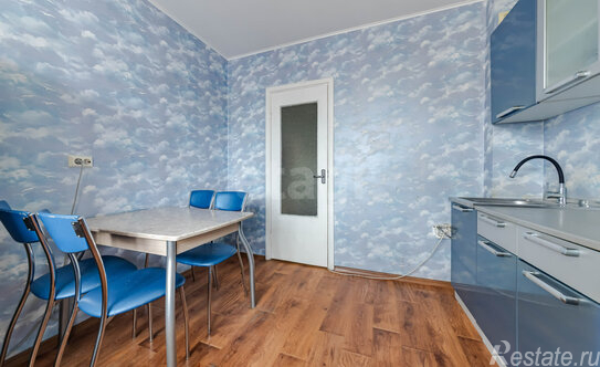 Продажа 1-комн квартиры на вторичном рынке Колпино г, Ижорского Батальона ул,  д. 8