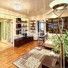 Продажа 2-комн квартиры на вторичном рынке улица Беринга,  д. 25 к1