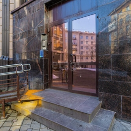 Продажа 2-комн квартиры на вторичном рынке Московский пр-кт,  д. 172,  к. 4