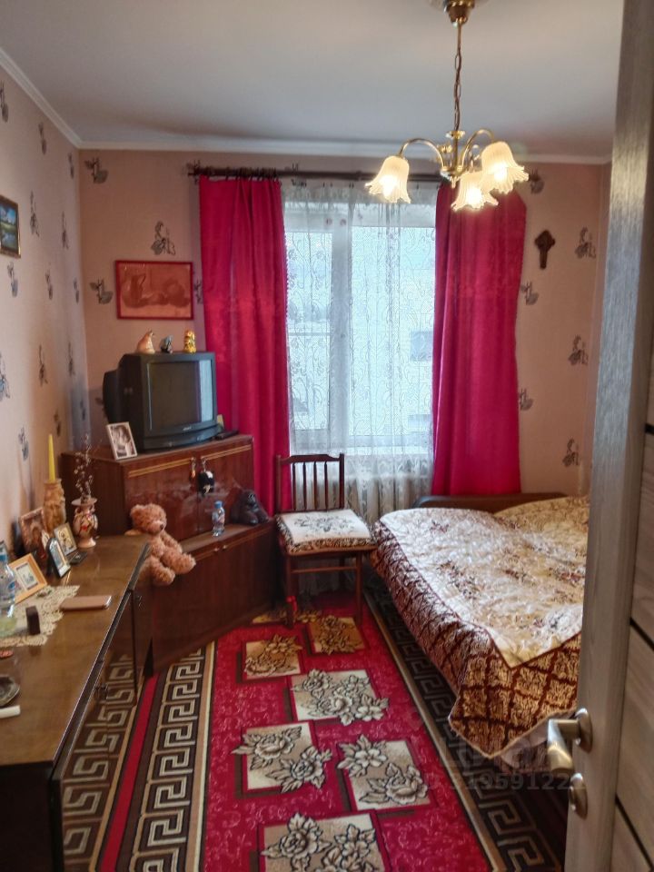 Продажа 2-комн квартиры на вторичном рынке Тосно г., проспект Ленина, 17