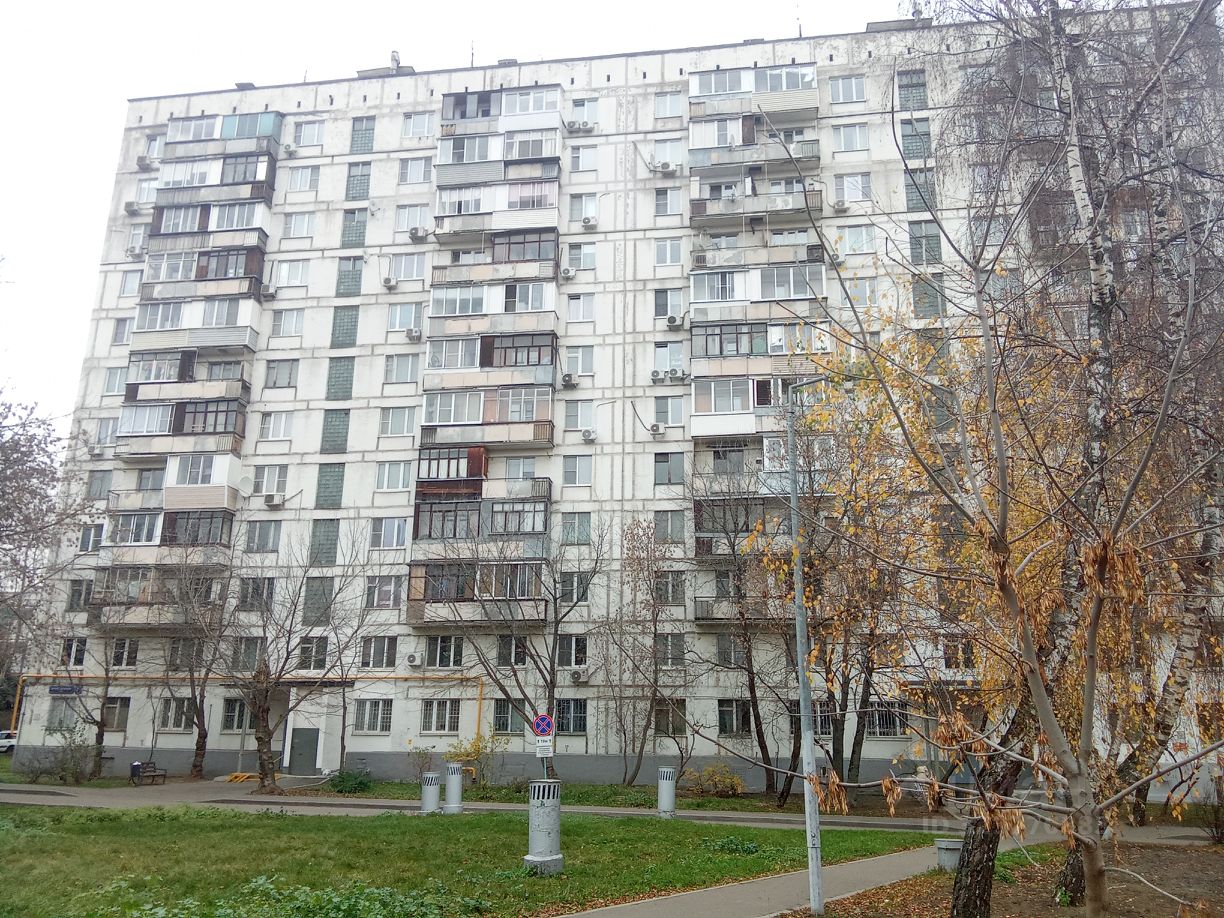 Продажа 3-комн квартиры на вторичном рынке 2-я Пугачевская улица, 7К1