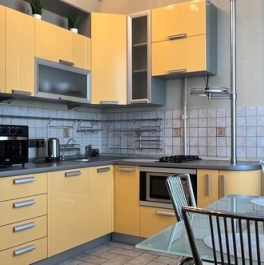Продажа 3-комн квартиры на вторичном рынке Садовая-Черногрязская улица