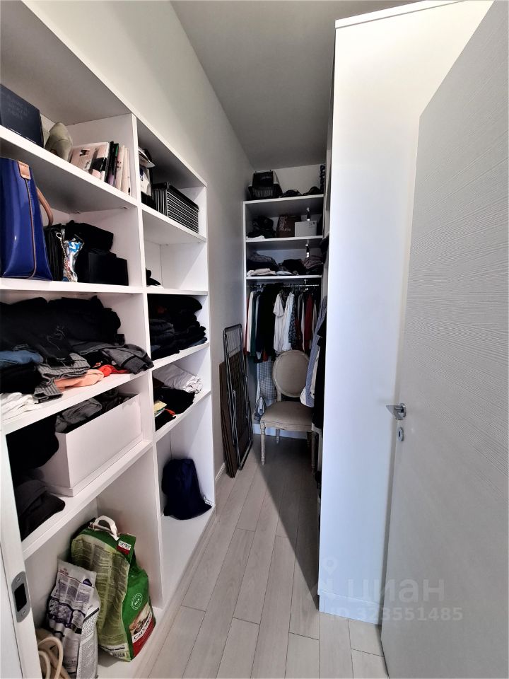 Аренда 3-комн квартиры на вторичном рынке Мосфильмовская улица, 8