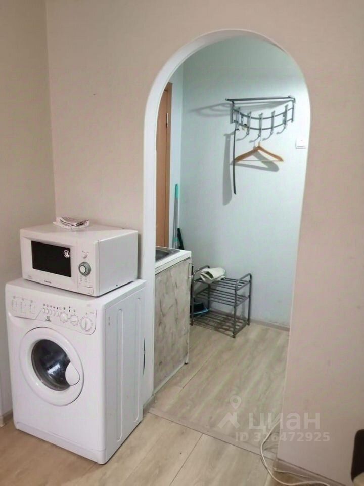 Продажа 1-комн квартиры на вторичном рынке Сосновый Бор, Комсомольская улица,  д. 13