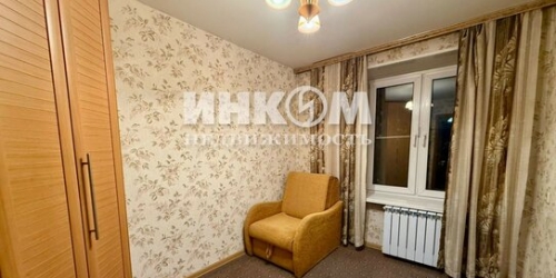 2-комн квартира ул Молостовых,  д. 11,  к. 6