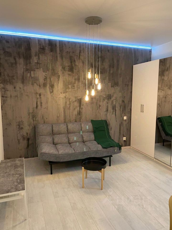 Аренда 2-комн квартиры на вторичном рынке 1-я Советская улица, 12