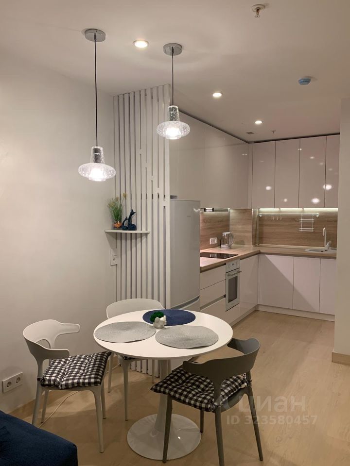 Аренда 2-комн квартиры на вторичном рынке улица 1-я Леонова, 18