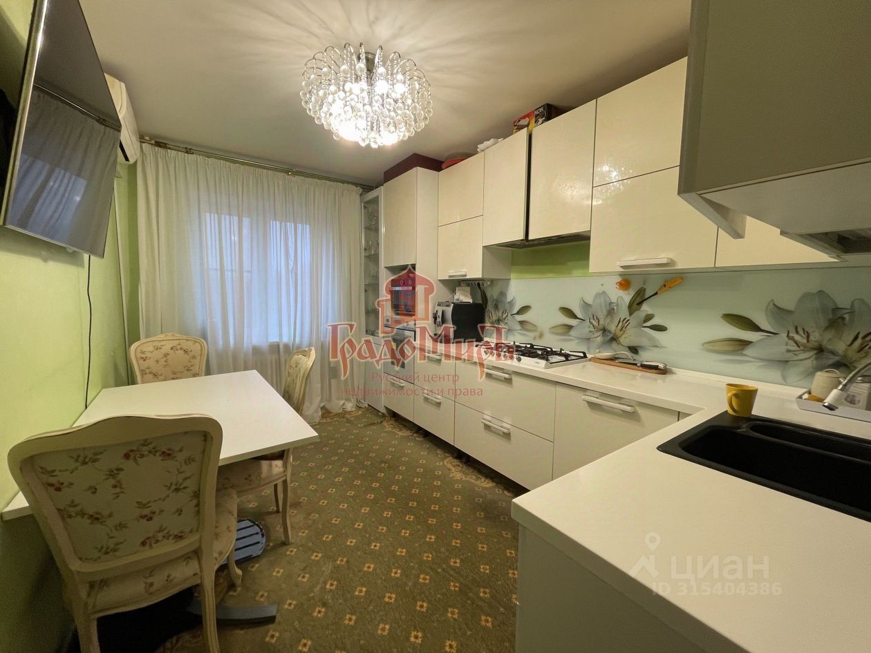 Продажа 3-комн квартиры на вторичном рынке Сергиев Посад, улица 1-я Рыбная, 84