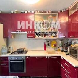 Продажа 2-комн квартиры на вторичном рынке улица Артюхиной,  д. 28