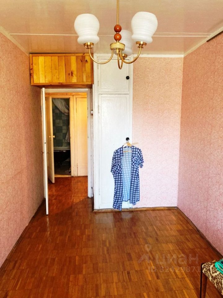Продажа 2-комн квартиры на вторичном рынке Авиационный мкр, улица Жуковского, 5