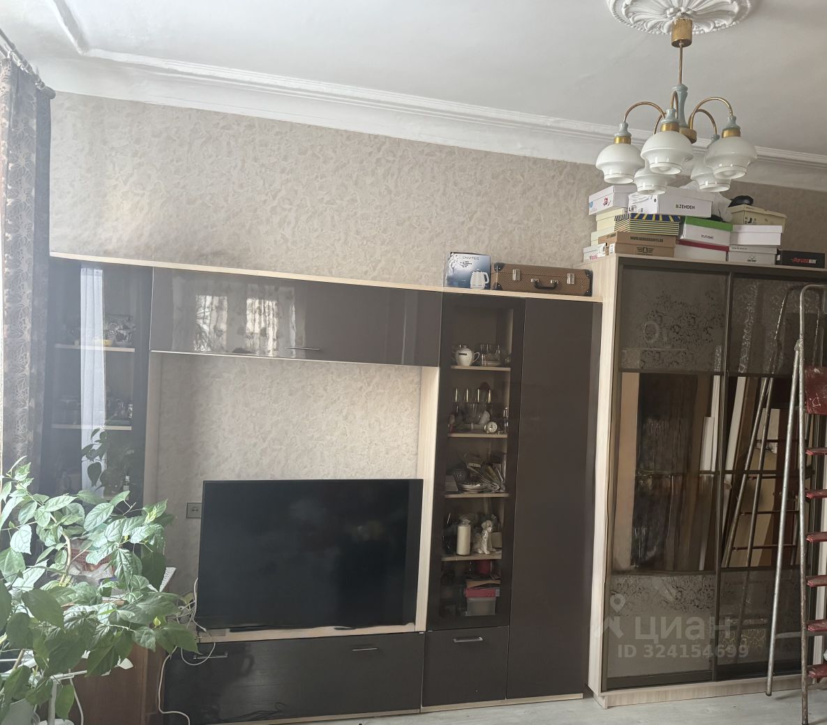 Продажа 2-комн квартиры на вторичном рынке Московский проспект, 145