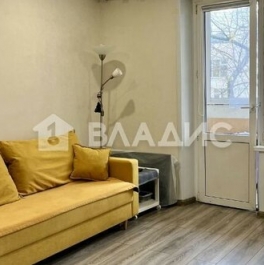 Продажа 1-комн квартиры на вторичном рынке Центросоюзный переулок,  д. 8/9