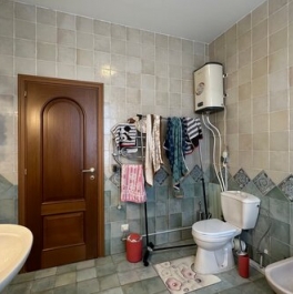 Продажа 6-комн квартиры на вторичном рынке ул Черняховского,  д. 13/1