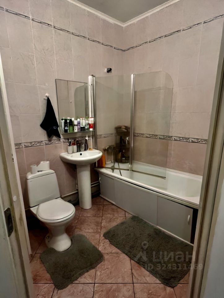 Продажа 1-комн квартиры на вторичном рынке Мебельная улица, 21к1