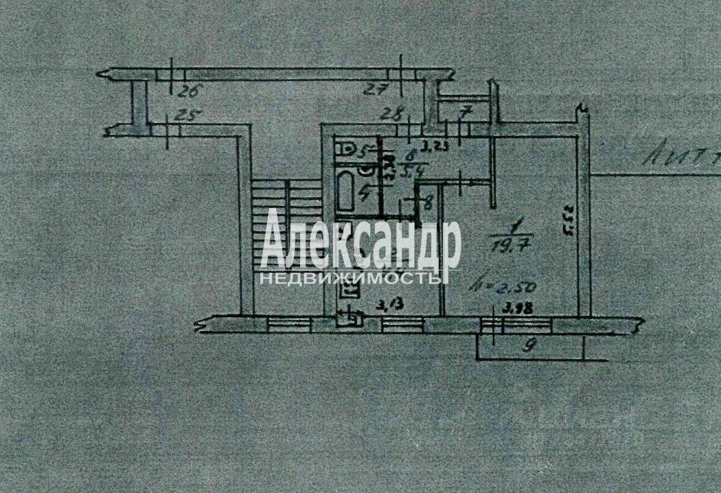 Продажа 1-комн квартиры на вторичном рынке Кузнечное пгт, Центральная улица,  д. 17