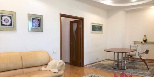 3-комн квартира Высокая улица,  д. 21