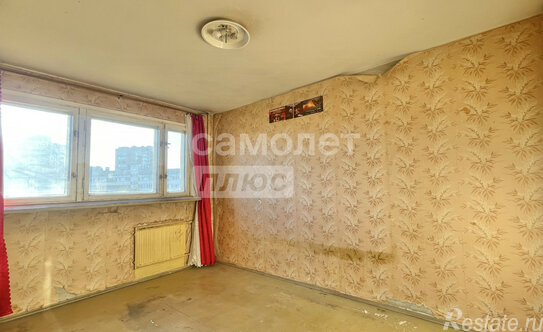 Продажа 2-комн квартиры на вторичном рынке Художников пр-кт,  д. 24 к3