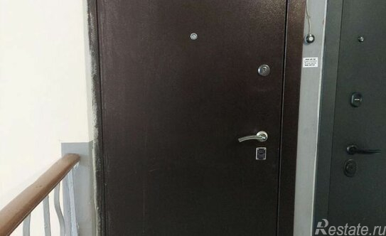 Продажа 3-комн квартиры на вторичном рынке улица Матроса Железняка,  д. 15