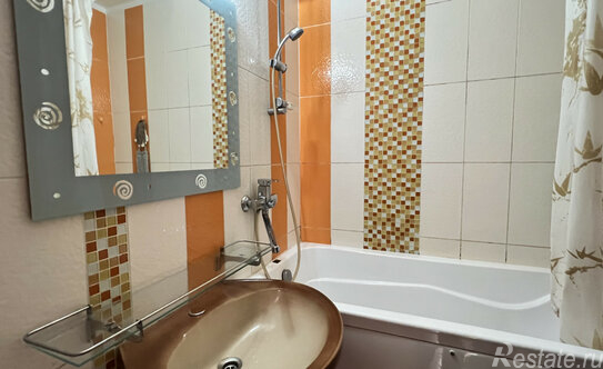 Продажа 3-комн квартиры на вторичном рынке Королев г, Космонавтов пр-кт,  д. 26