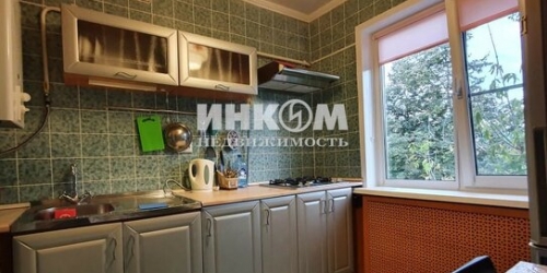 1-комн квартира улица Алексея Свиридова,  д. 3