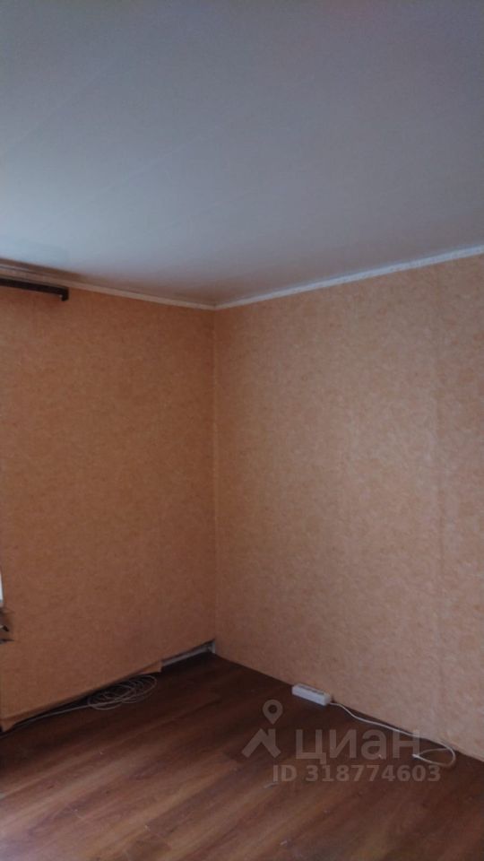 Продажа 2-комн квартиры на вторичном рынке д. Камышовка, улица Поселковая, 6