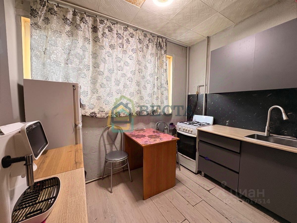 Продажа 3-комн квартиры на вторичном рынке Наличная улица, 40К1