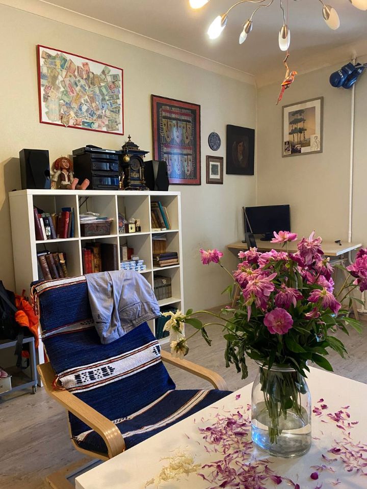 Продажа 3-комн квартиры на вторичном рынке Новорязанская улица, 31/7С6