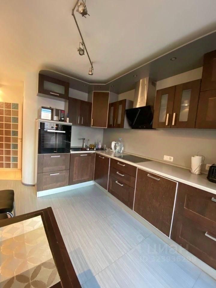 Аренда 2-комн квартиры на вторичном рынке Люберцы, Октябрьский проспект, 18к1