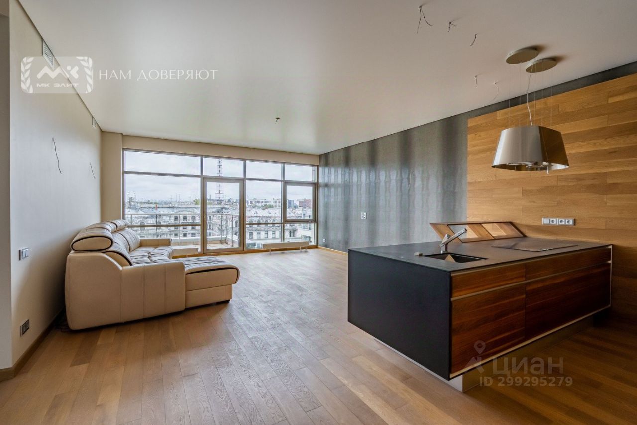 Продажа 3-комн квартиры на вторичном рынке Каменноостровский проспект, 64К2