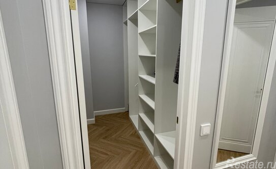 Продажа 1-комн квартиры на вторичном рынке Флотская улица,  д. 29 к3