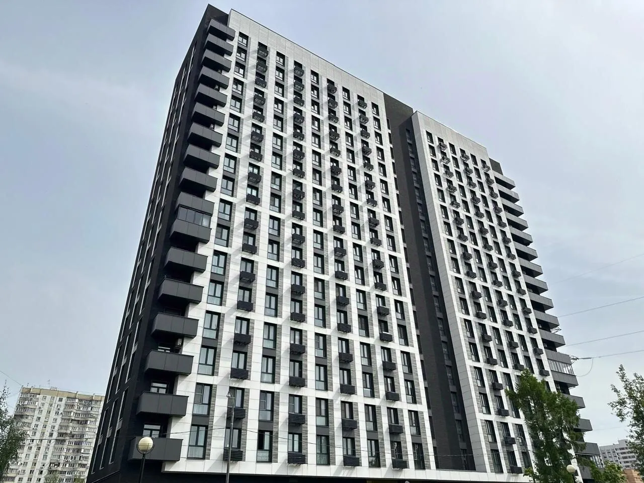 Продажа 2-комн квартиры на вторичном рынке Профсоюзная улица, 128А