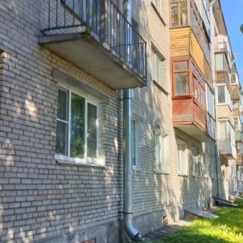 2-комн квартира пос. Бугры, Шоссейная улица, 10