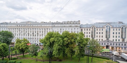 4-комн квартира Никитский б-р,  д. 9