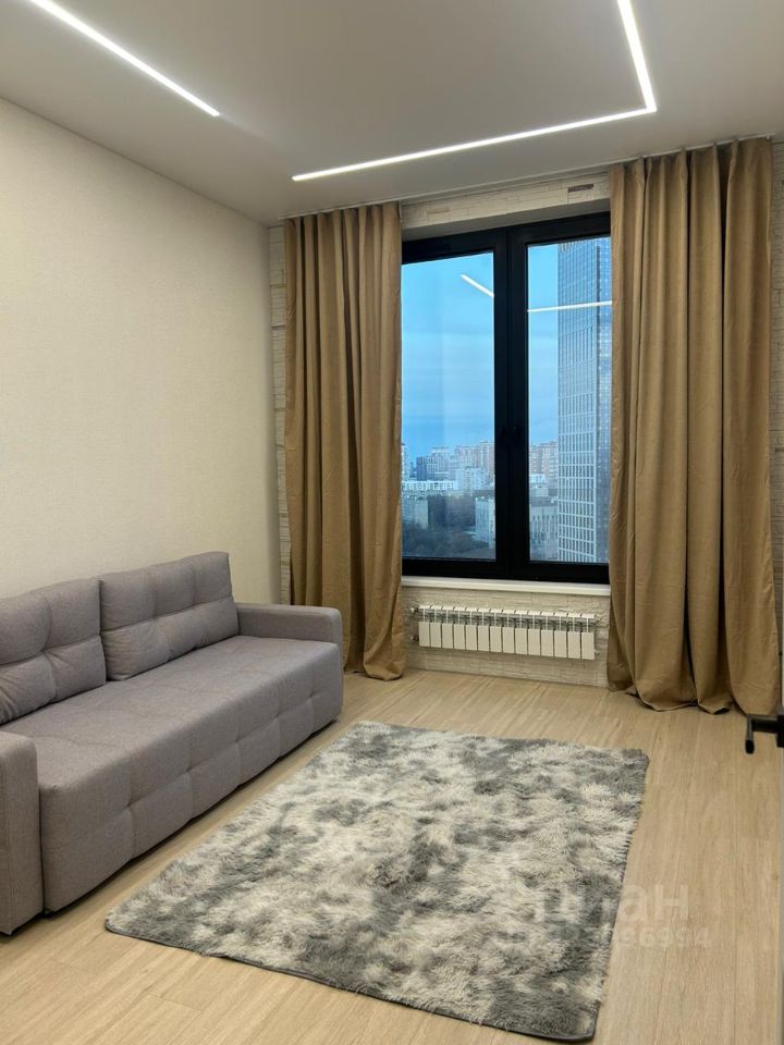 Аренда 3-комн квартиры на вторичном рынке улица Василия Ланового, 3