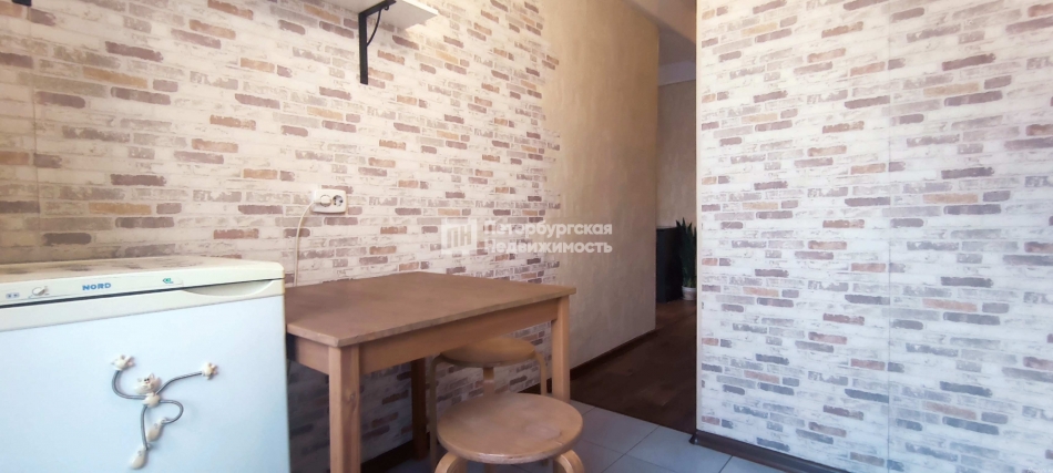 Аренда 2-комн квартиры на вторичном рынке ул Замшина, д 30