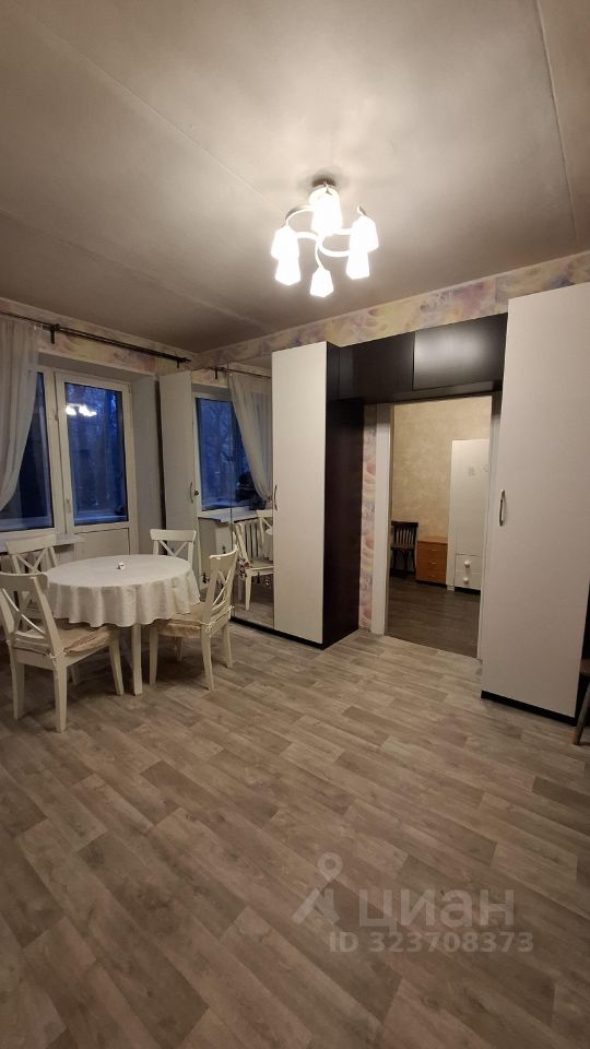 Продажа 2-комн квартиры на вторичном рынке 1-я Владимирская улица, 12К2