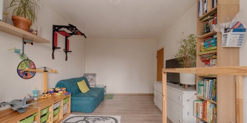 2-комн квартира ул Генерала Антонова,  д. 5,  к. 3