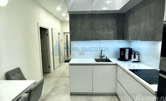 Продажа 1-комн квартиры на вторичном рынке Варшавское ш,  д. 168