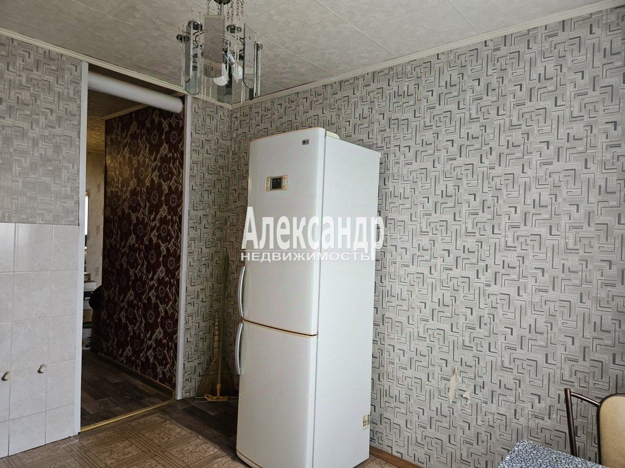 Продажа 3-комн квартиры на вторичном рынке Черная Речка мкр, Сертолово,  д. 18