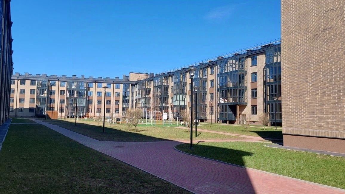 Продажа 1-комн квартиры на вторичном рынке пос. Шушары, улица Соколиная, 10к2