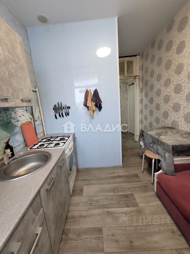 Продажа 2-комн квартиры на вторичном рынке Обухово пгт, улица Ленина, 4