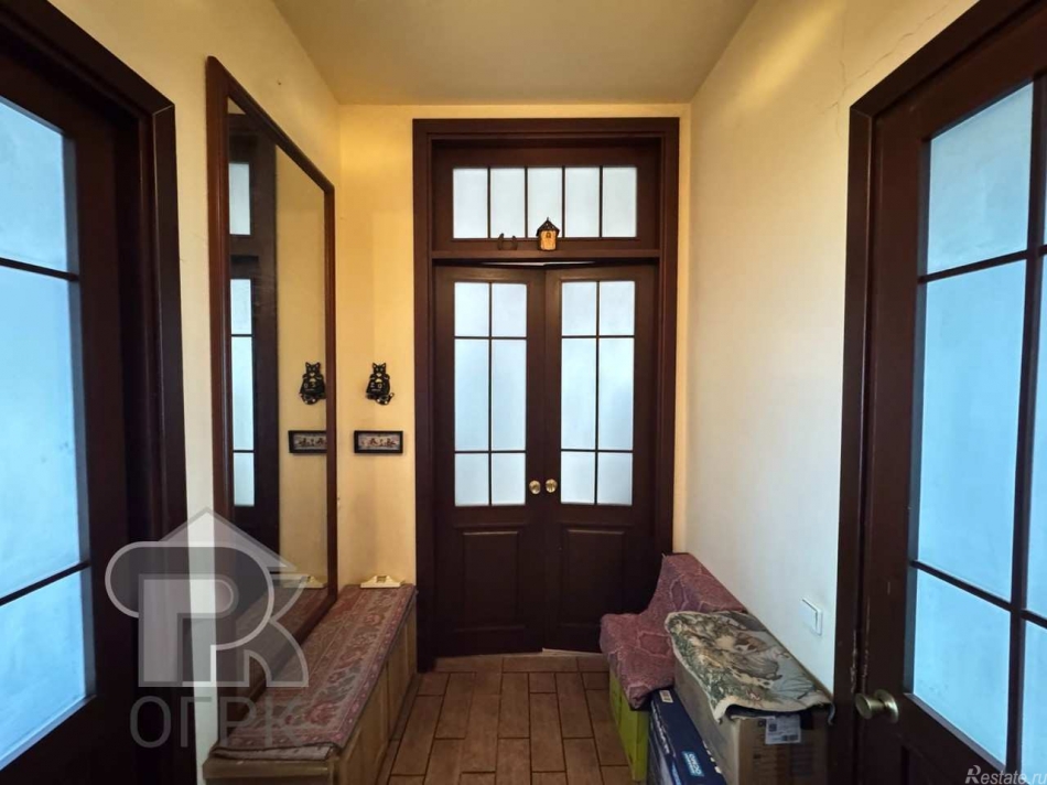 Продажа 4-комн квартиры на вторичном рынке Колобовский 1-й пер