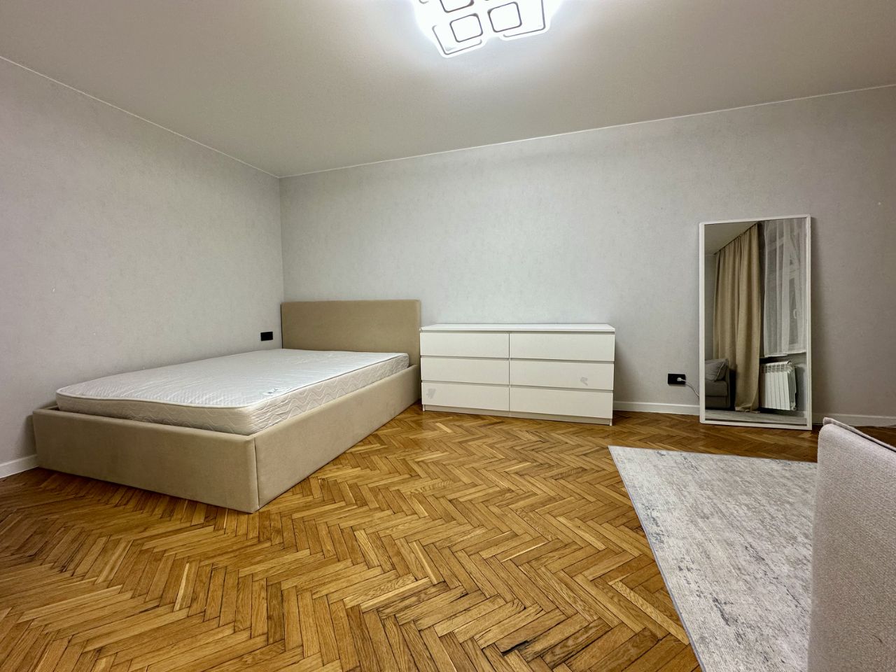 Аренда 1-комн квартиры на вторичном рынке Яузская улица, 6-8С5