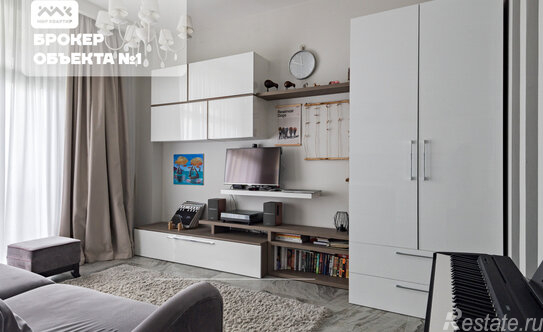 Продажа 1-комн квартиры на вторичном рынке Средний пр-кт,  д. 87,  к. 6