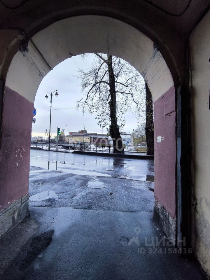 Продажа 5-комн квартиры на вторичном рынке улица Декабристов, 57