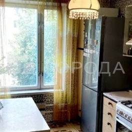 Продажа 3-комн квартиры на вторичном рынке Пулковская улица,  д. 19 к2