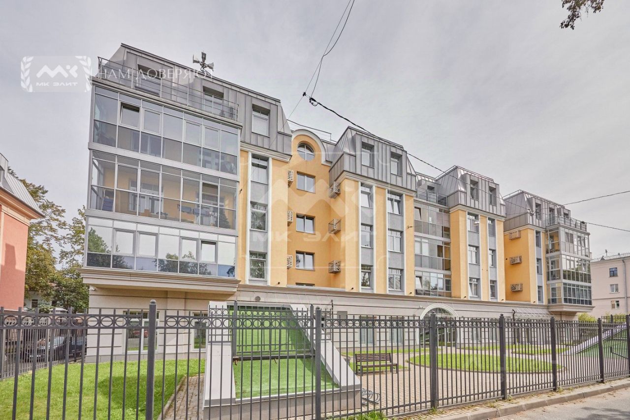Продажа 2-комн квартиры на вторичном рынке улица Савушкина, 43